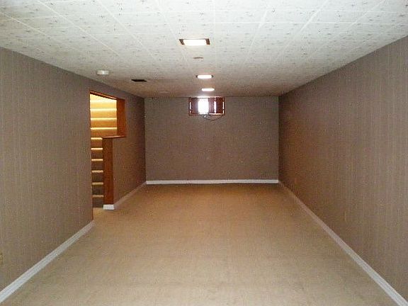 5th image of 1716 Lois Dr