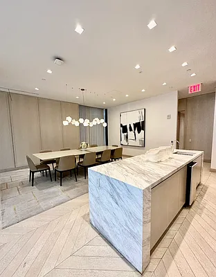 Rented by The Selita Agency | media 15