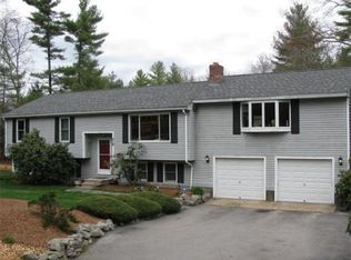 41 Howland Rd, Lakeville, MA 02347