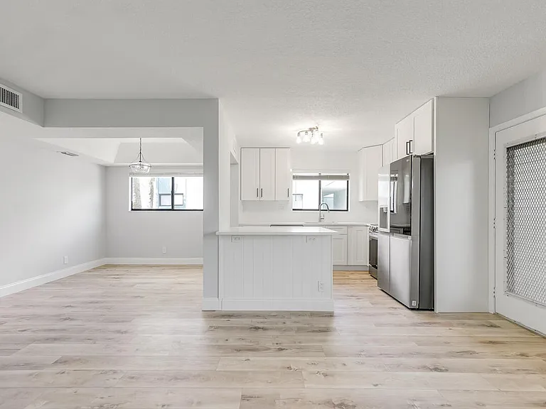 15072 Ashland Pl #132 — Photo 6