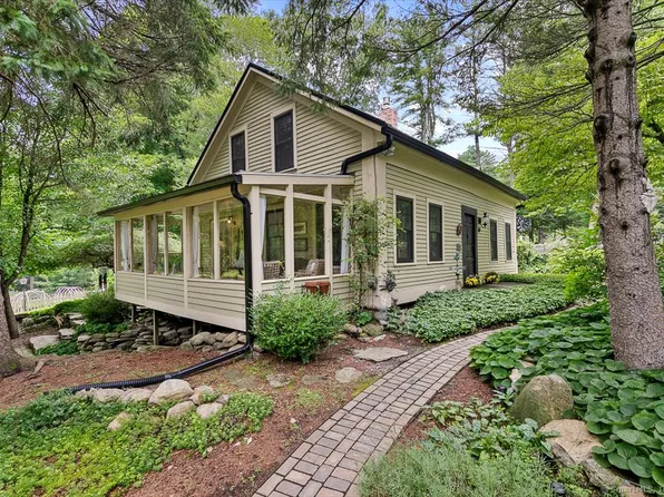 60 Fitzgerald Road, Brooklyn, CT 06234