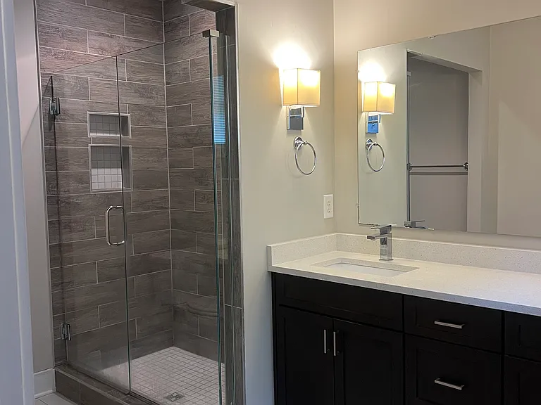 1726 Carvell Ave — Photo 5