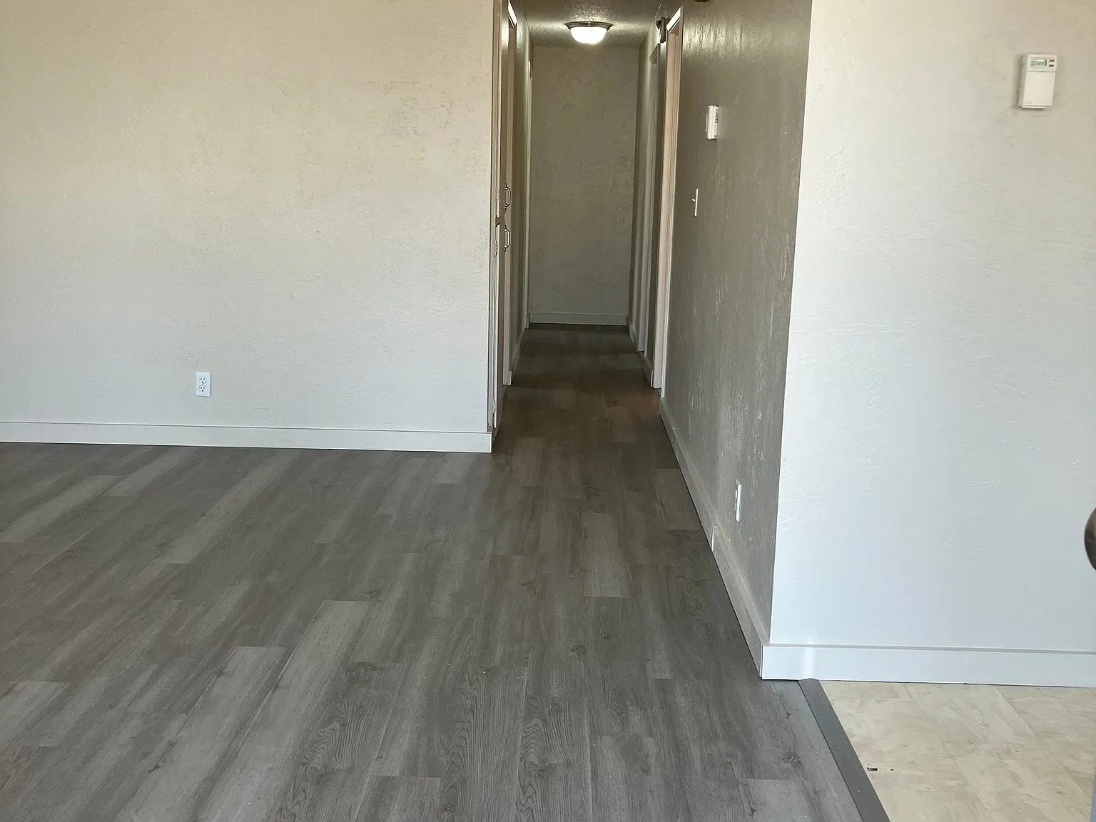 3 bdr/1 bath updated Duplex in quiet area. — Photo 3