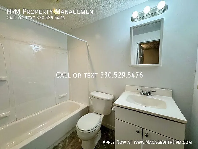 612 Guy St NW — Photo 4