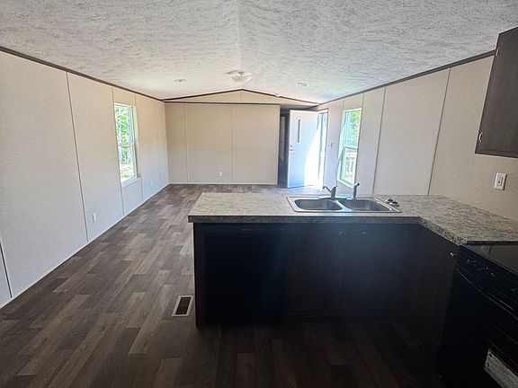 5th image of 1237J Longbranch Rd