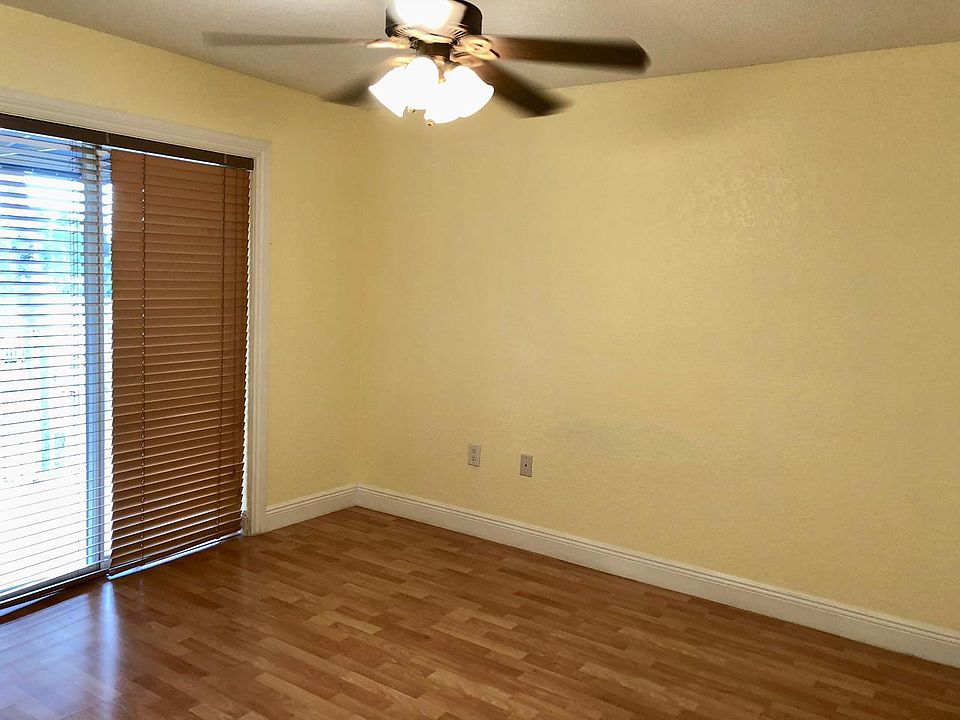 1st image of 3401 Winkler Ave APT 108