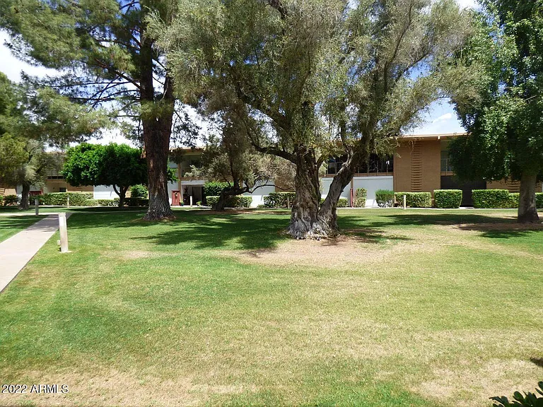 6125 E Indian School Rd #161 — Photo 21