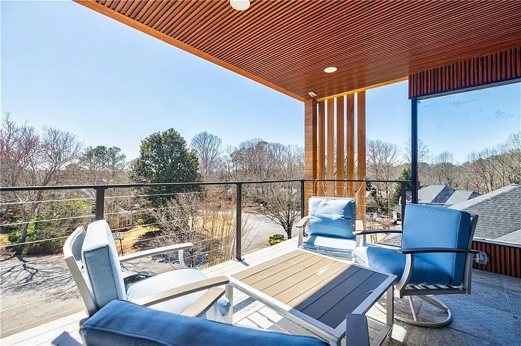 6 bed, 6.0 bath, 7351 sqft, $13,000 — Photo 4