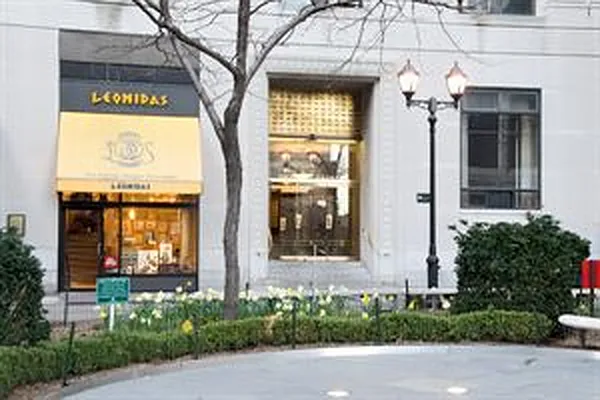 Rented by Douglas Elliman | media 9
