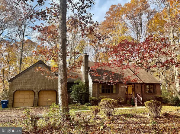 4410 Lancaster Dr, Saint Leonard, MD 20685
