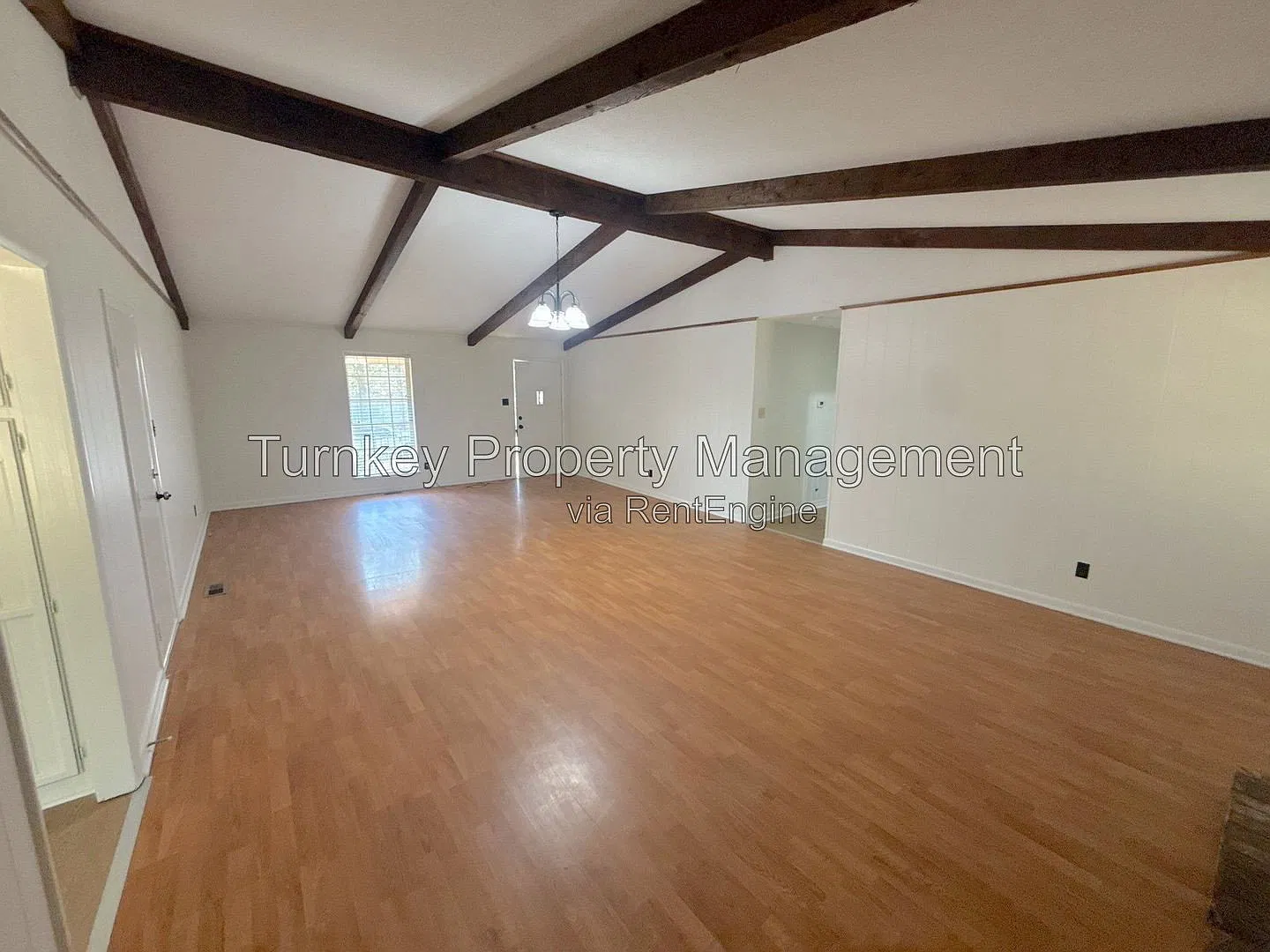 3 bed, 2.0 bath, 1694 sqft, $1,650 — Photo 3