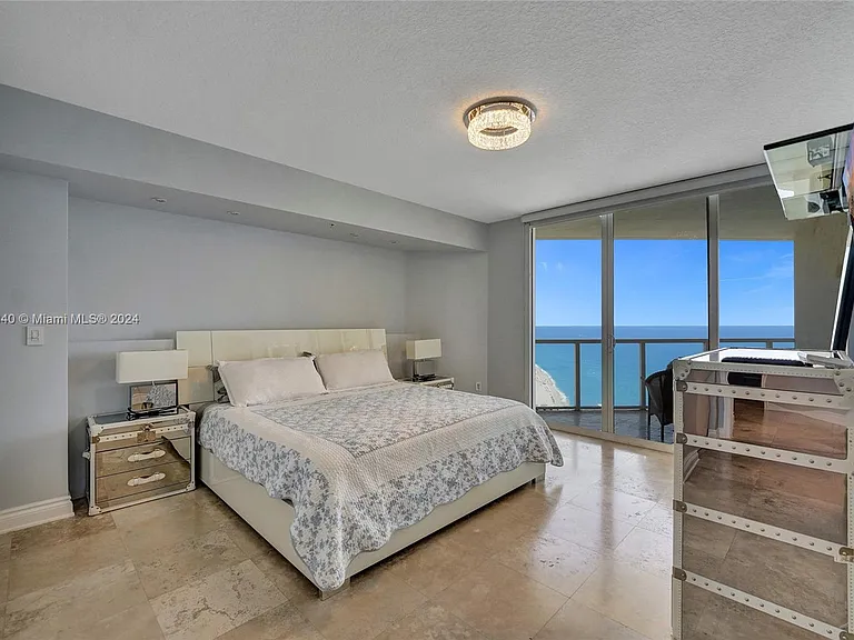 16699 Collins Ave #4106 — Photo 28