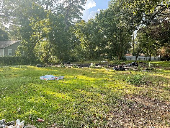 3rd image of 7132 Carothers St
