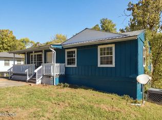 326 Grady Rd, Etowah, TN 37331