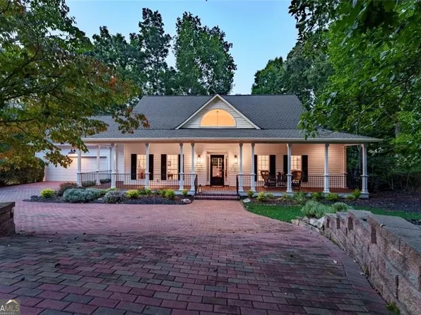 3465 Point View Cir, Gainesville, GA 30506