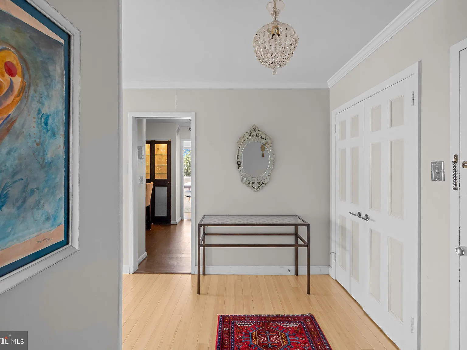 The Willoughby Condominiums — Photo 3