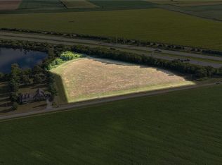 10 Moss Dr, Farmer City, IL 61842