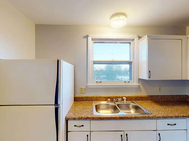 Executive House — Photo 19