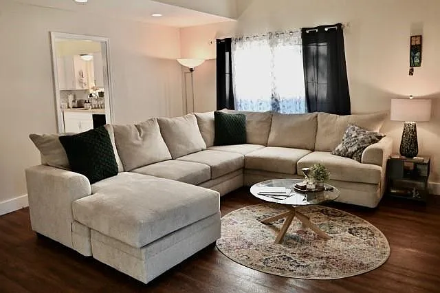 18285 Cusachs Dr — Photo 25