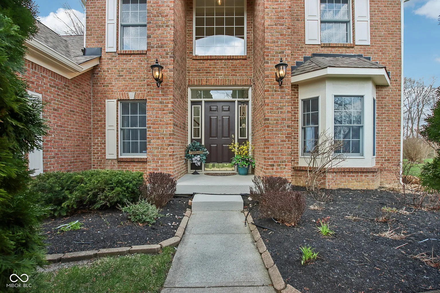 9402 Greenthread Ln photo 1