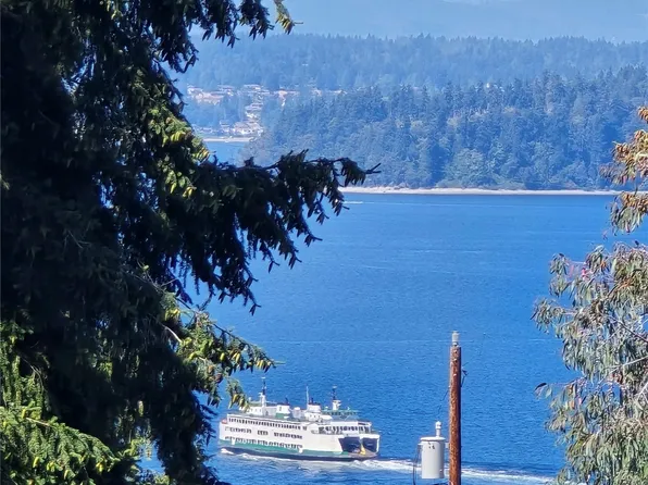 9858 California Avenue SW, Seattle, WA 98136