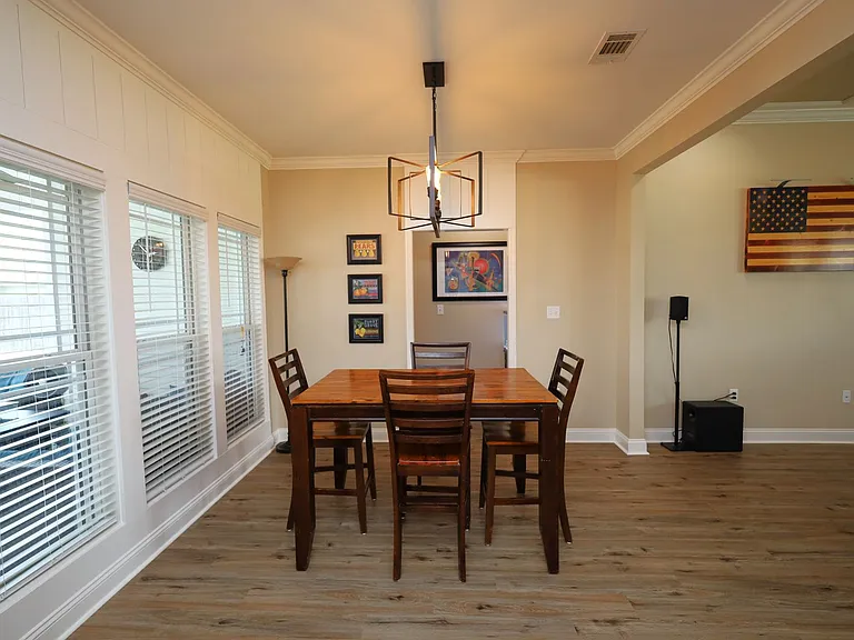 3905 Crusader Ct — Photo 6