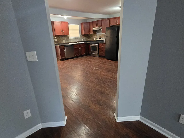 5152 Selene Dr — Photo 8