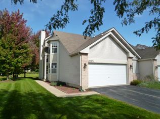 2015 Tamahawk Ln, Naperville, IL 60564