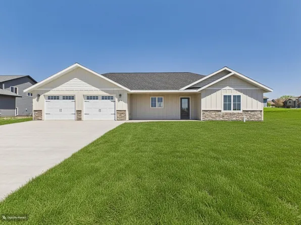 315 11th St SE, Freeport, MN 56331