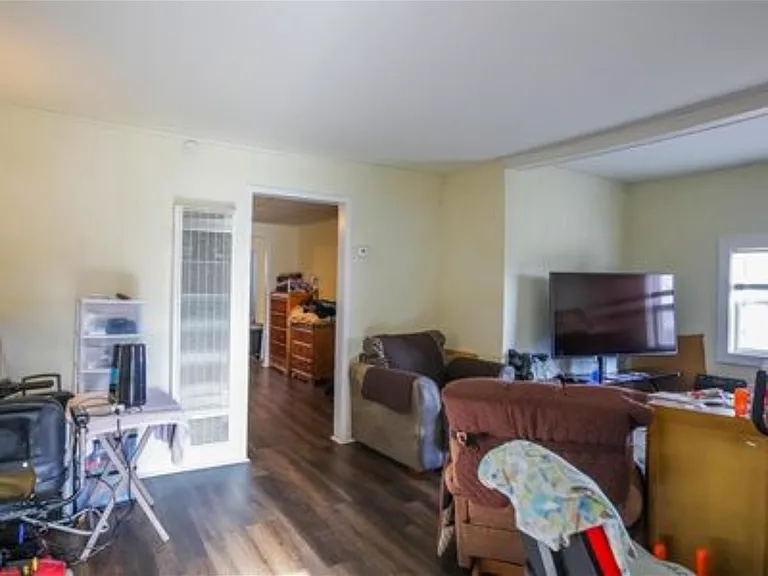 318 Lake St — Photo 3
