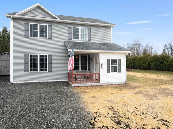 16 Cook Road, Highgate, VT 05459