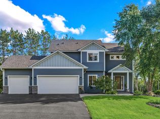 710 Marsh Ct, Eagan, MN 55123