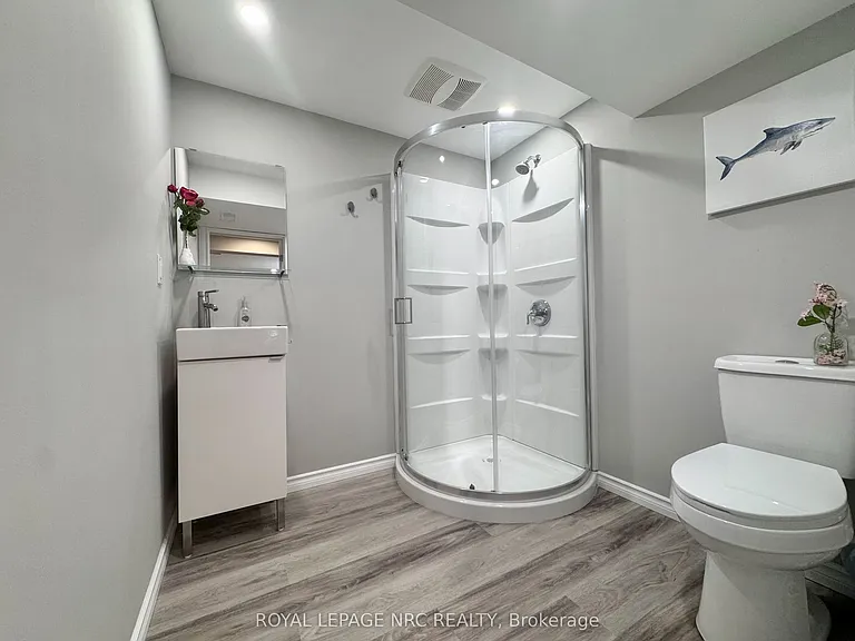 10 Lafayette Dr — Photo 18