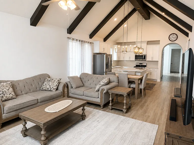 10514 Skyward Estate Trl — Photo 6