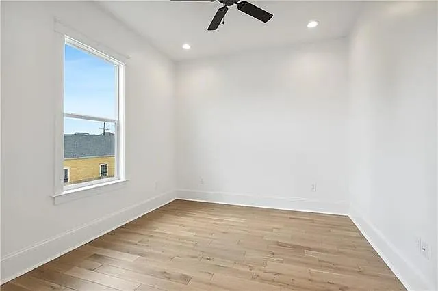 3016 S Saratoga St — Photo 13