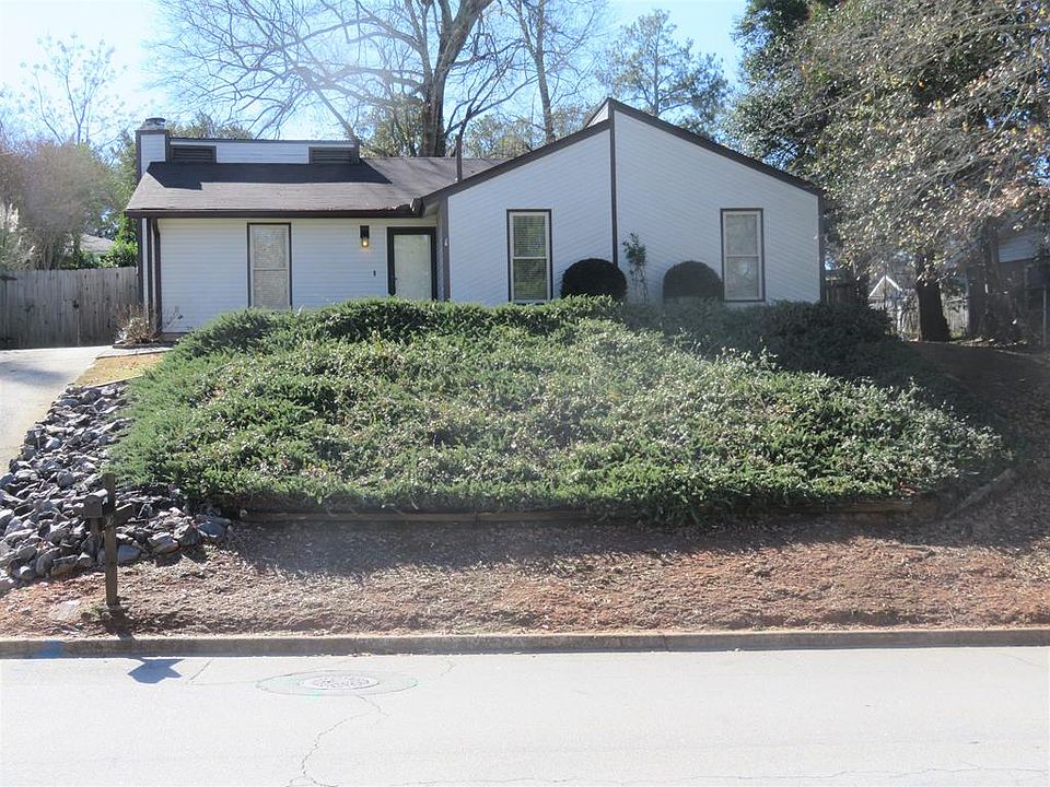1st image of 303 E Wynngate Dr