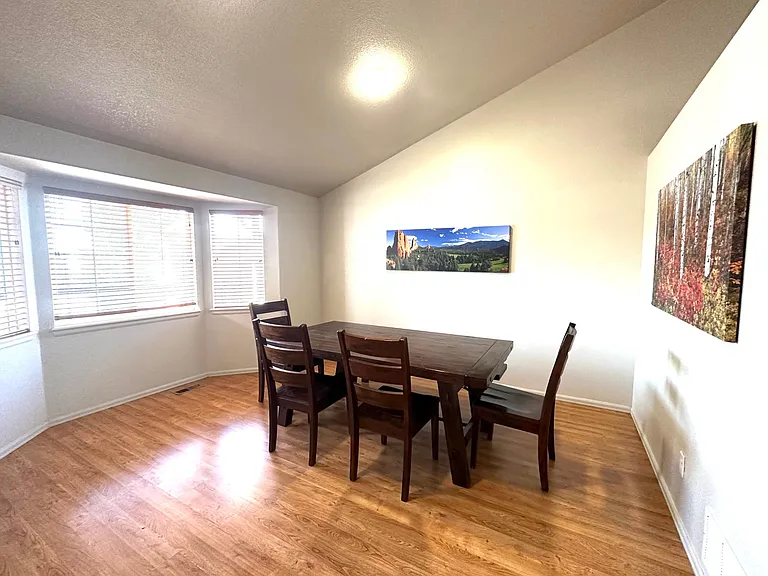 5738 Vermillion Bluffs Dr — Photo 6
