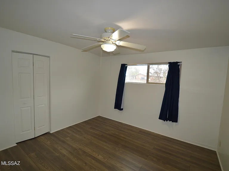 3957 E Hampton Pl — Photo 5