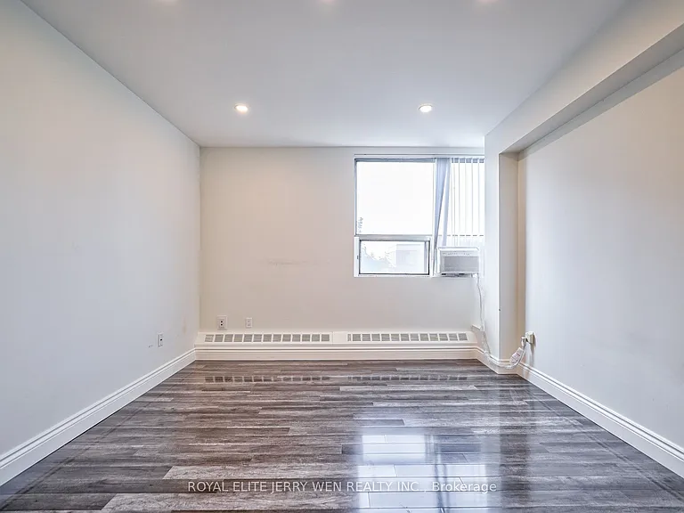 1701 McCowan Rd #302 — Photo 20