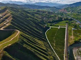 1715 Sleepy Hollow Rd, East Wenatchee, WA 98801