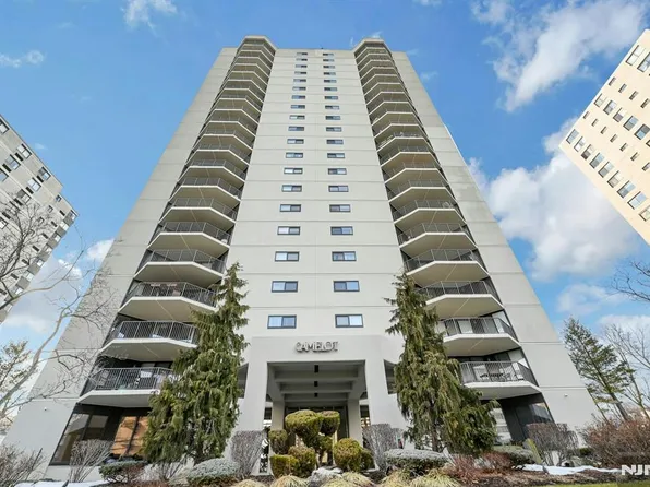 245 Prospect Ave APT 12B, Hackensack, NJ 07601