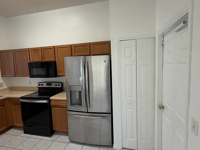 1646 Oak Hill Trl — Photo 7