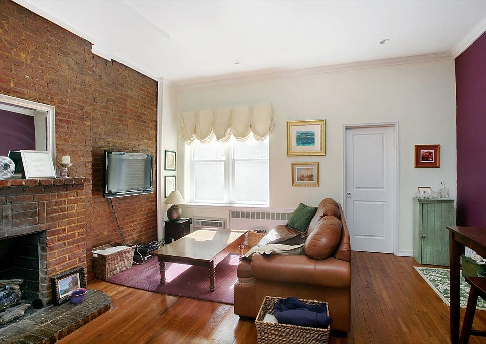 1st image of 258 W 93rd St APT 3B