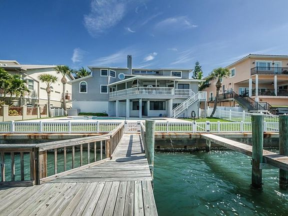 3rd image of 5913 Bayview Cir S