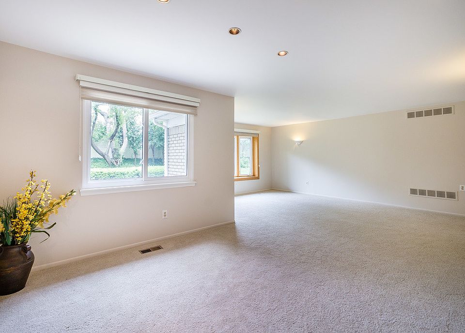 1st image of 2610 Alveston Dr