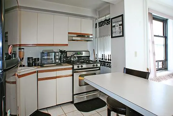 Sold by Fillmore | media 18