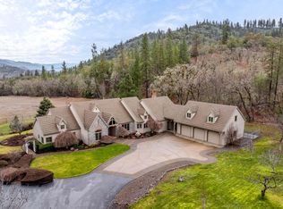 3396 Foots Creek Rd, Gold Hill, OR 97525
