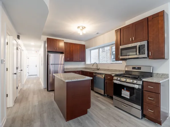 1016 N Hamlin Ave, Chicago, IL 60651