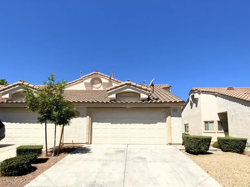 855 N Stephanie St #314