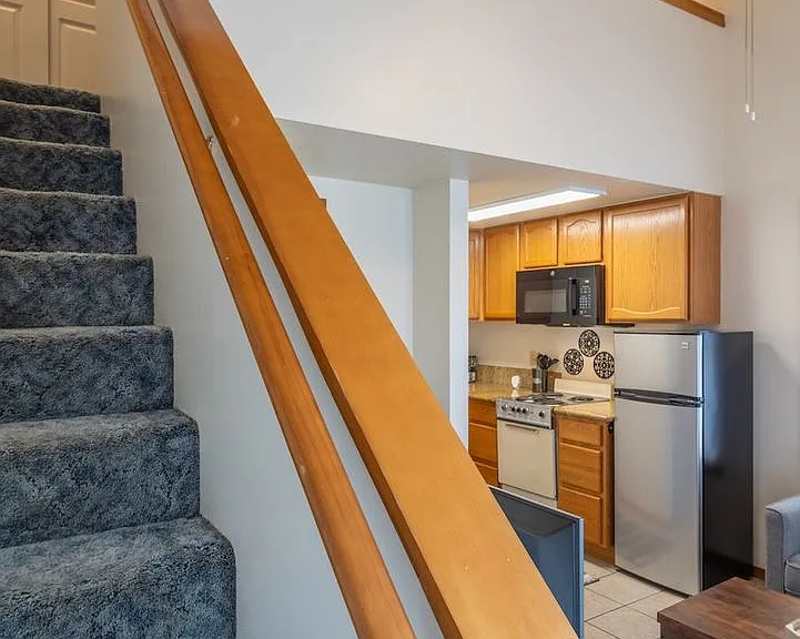513 S Beech St #B — Photo 12